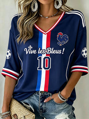 T-shirt à manches mi-longues et col en V pour femme, motif imprimé aux motifs de football dans un design aux combinaisons de couleurs