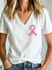 T-shirt à col en V imprimé de sensibilisation au cancer du sein chez la femme