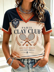 T-shirt imprimé à col en V du Championnat international de France de tennis féminin