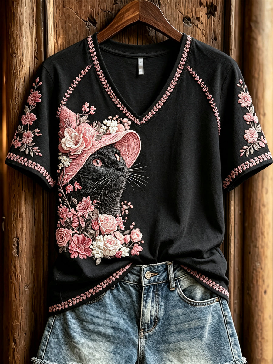 T-shirt à manches courtes pour femme, motif artistique floral rose représentant une sorcière et un chat noir