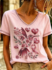 T-shirt à col en V imprimé d’art rose sur le thème du cancer du sein chez la femme