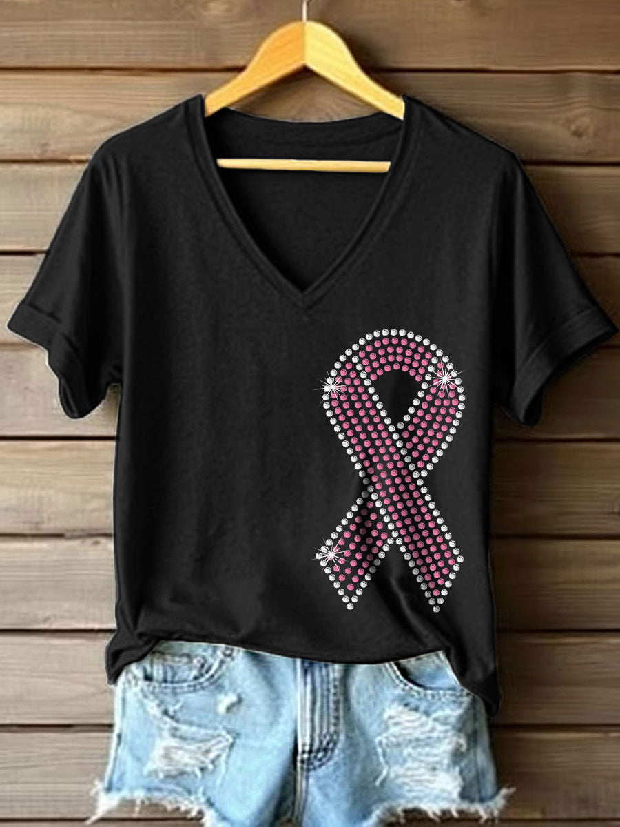 T-shirt à col en V pour femme, motif ruban rose orné de strass