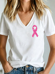 T-shirt à col en V imprimé de sensibilisation au cancer du sein chez la femme