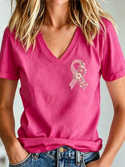 T-shirt à col en V imprimé de sensibilisation au cancer du sein chez la femme