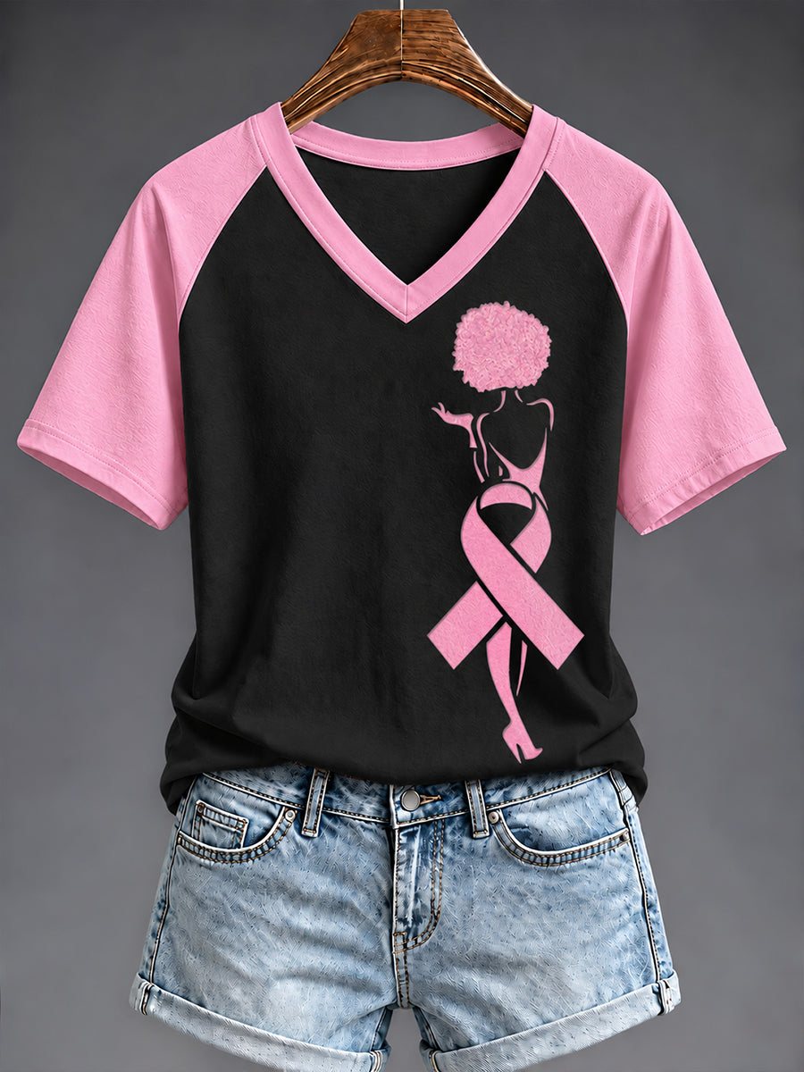 T-shirt à col en V imprimé de sensibilisation au cancer du sein chez la femme